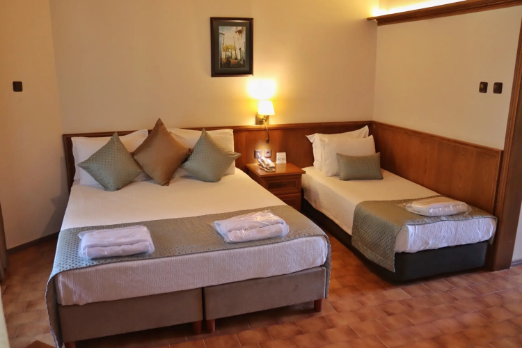 Yucelen Otel