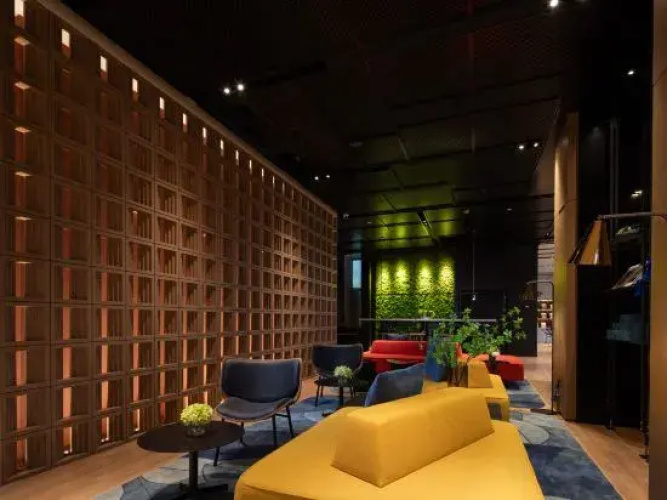 Hampton by Hilton Wuhan OVCEC