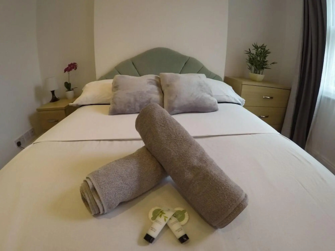 Hollybush Row Rooms