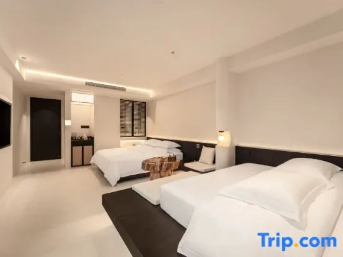 Deluxe Double room with garden view