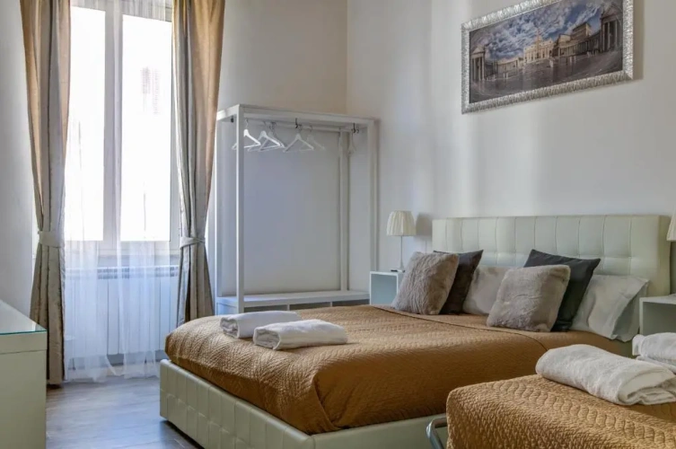 2 Bedrooms Apartment