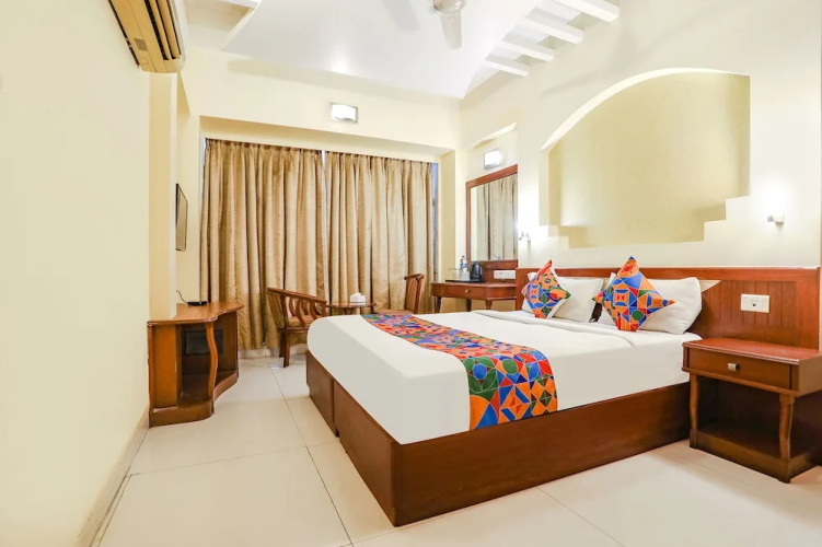 Fabhotel Shubhangan