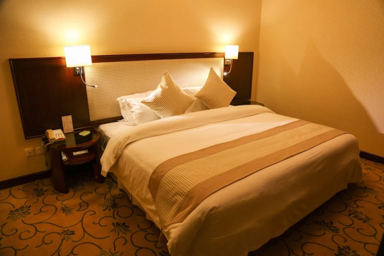 Xi'an Crystal Island Hotel