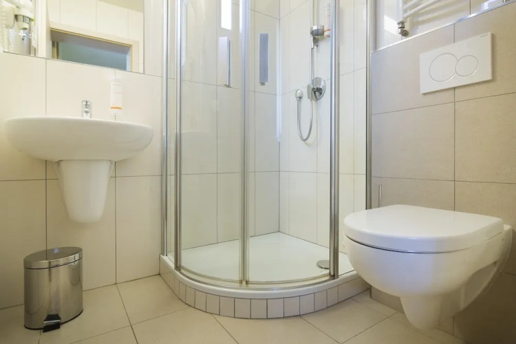 Standard Quadruple room with view
