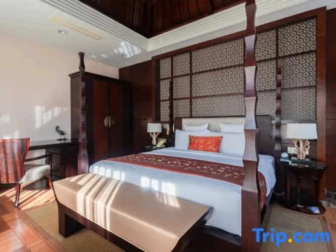 2 Bedrooms Double Villa