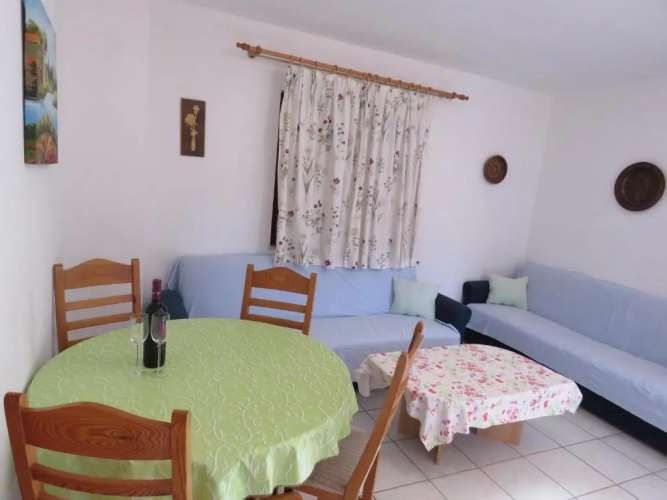 Gogo Apartmani br.6