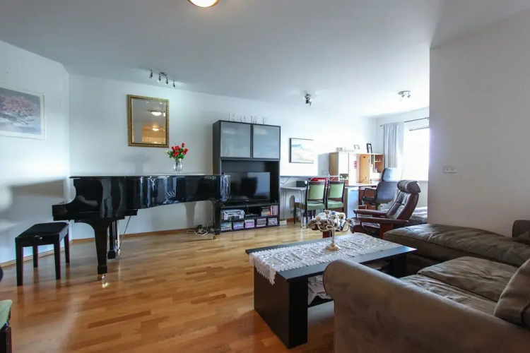 Apartment R23