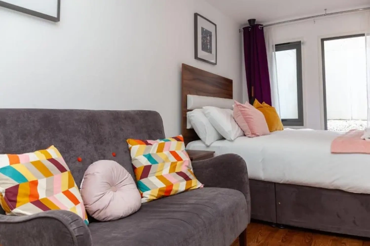 Deluxe Double Studio