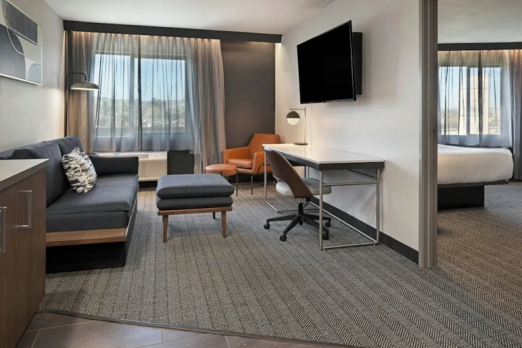 1 Bedroom Executive Suite