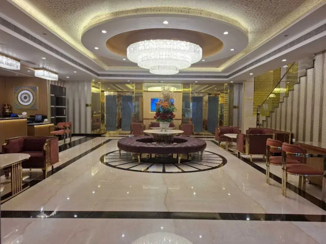 Grand Continental Hotel