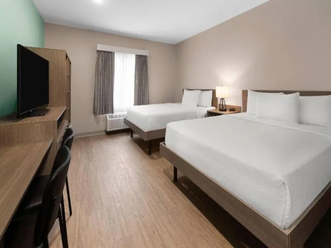 Quadruple Suite