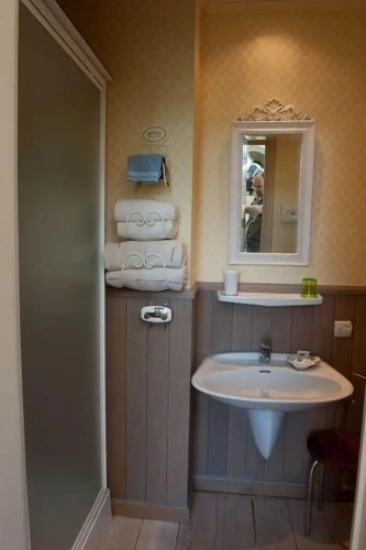 Standard Single room with view