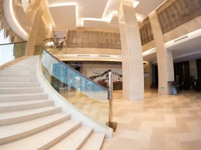 New World Hotel
