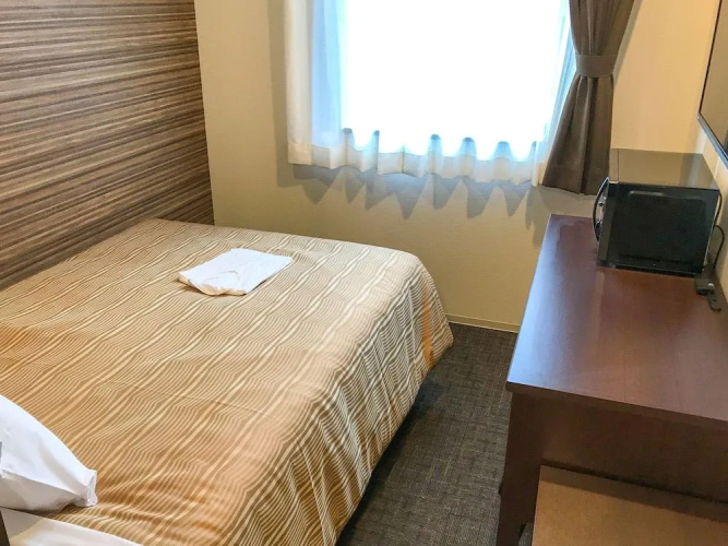 HOTEL LiVEMAX SENDAI KOKUBUNCHO