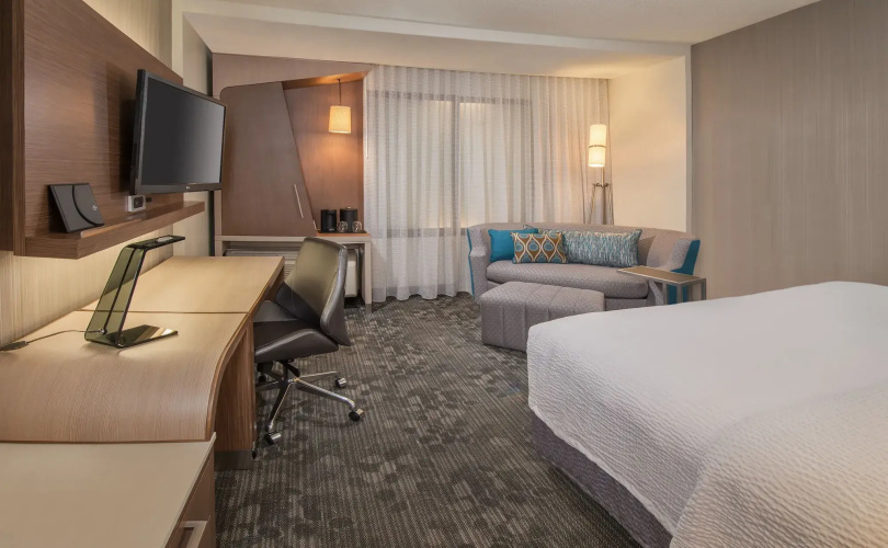 Courtyard Suwanee by Marriott