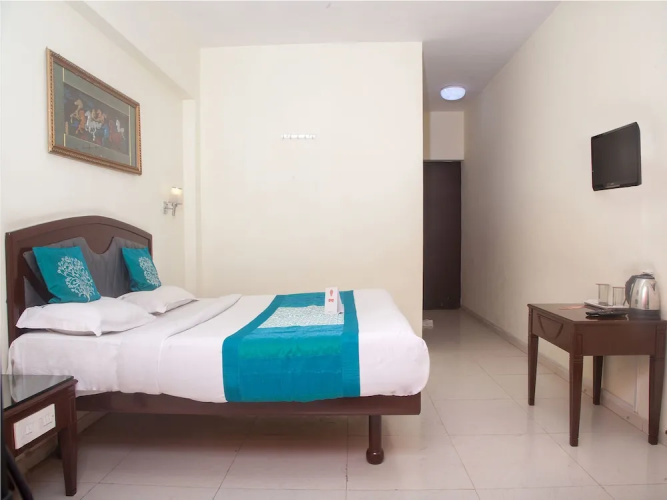 Hotel Nilgiris Inn