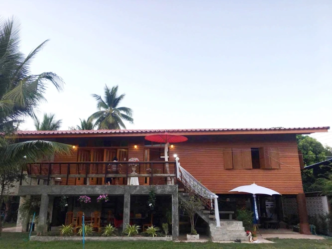 Quadruple Bungalow