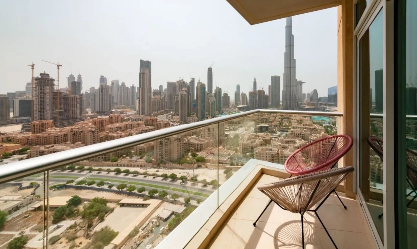 2 Bedrooms Apartment