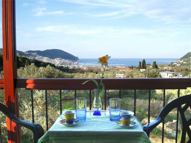 Alexandros Rooms & Studios