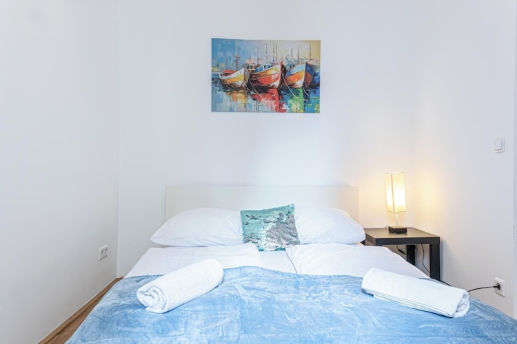 Comfy 2BR Flat Belvedere Vicinity