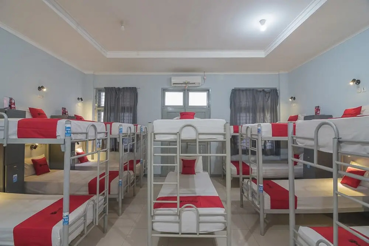 Populair Hostel by RedDoorz