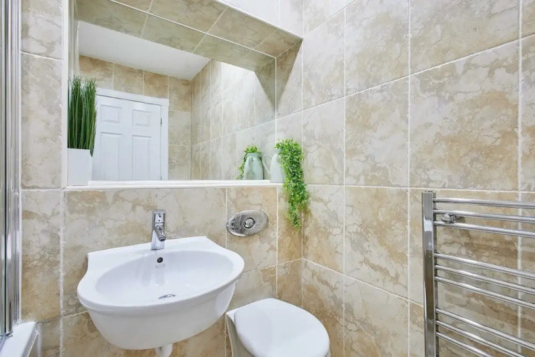 Host Stay Apartment 007