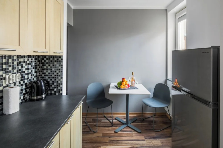 Corner House Residence