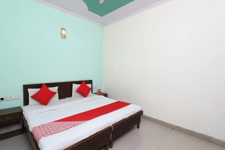Oyo 29742 Hotel Seva & Restaurant