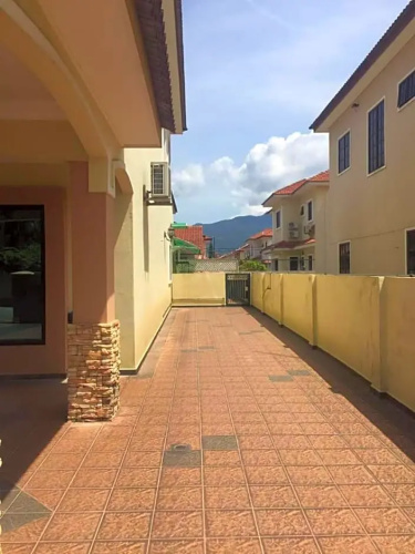 Sajitha Huest House