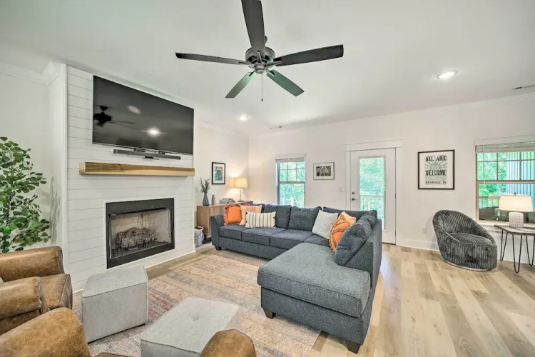 New Everything! Comfy Home w/ Deck & Trail Access!