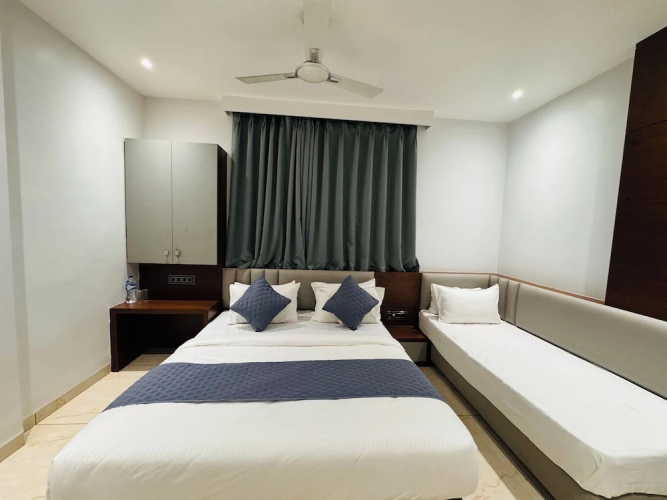 Hotel Rajdev INN