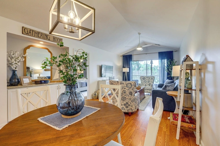 2 Bedrooms Apartment with balcony