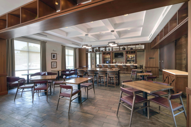 DoubleTree by Hilton Raleigh - Cary photo 33