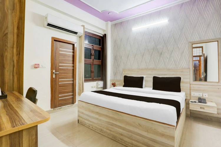 Classic room