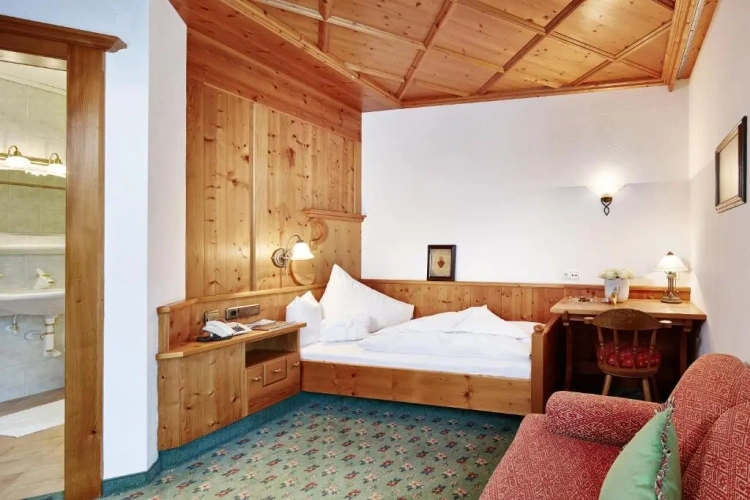 Deluxe Double room with balcony and with view