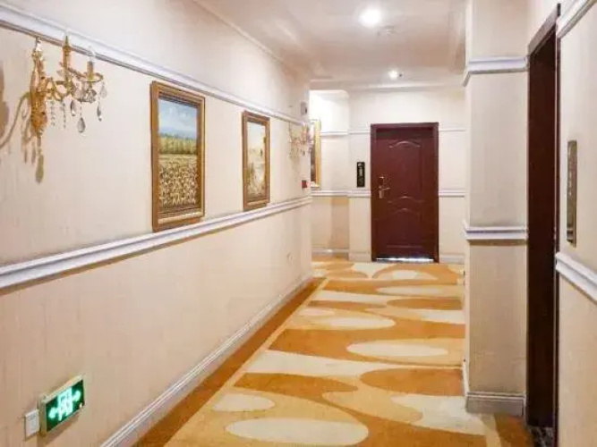 New Hongyun Hotel