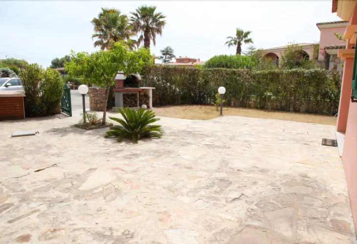 San Teodoro Suaredda Apartments