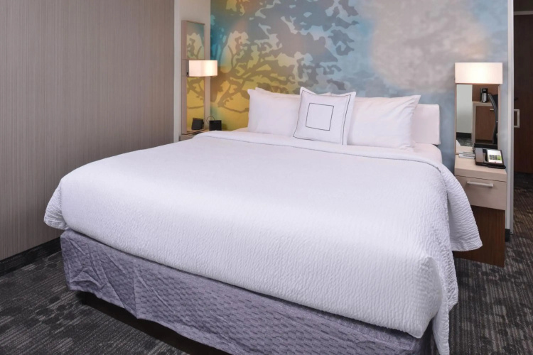 Courtyard by Marriott Boston Littleton