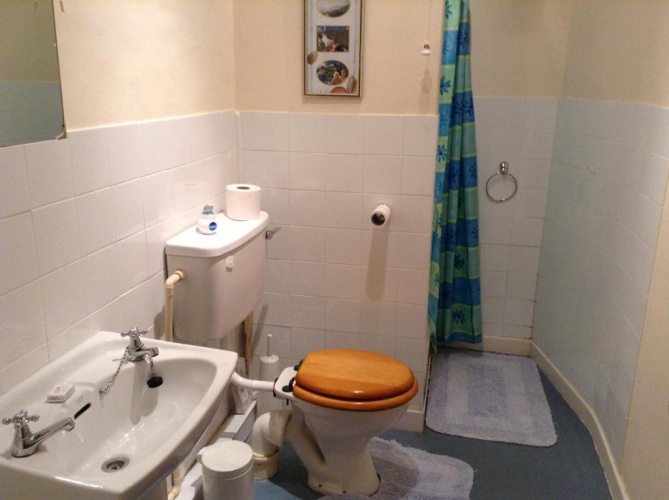2 Bedrooms Cottage