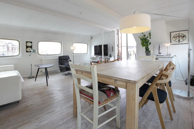 Copenhagen Houseboat
