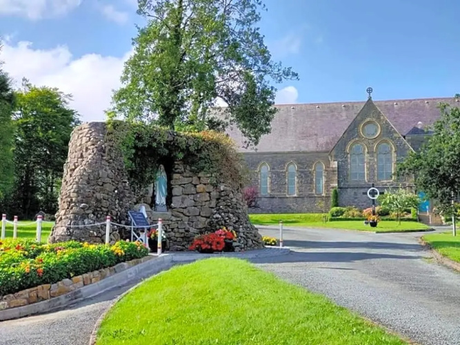 Sliabh Beagh Hotel