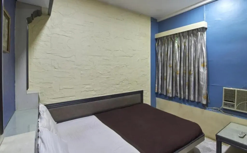 Hotel Everest