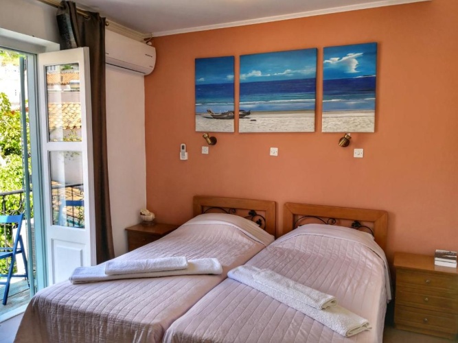 Standard Double room with balcony
