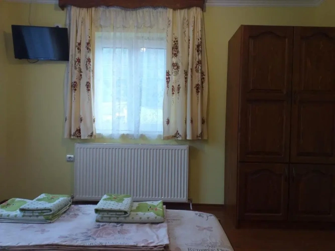 4 Bedrooms Double Cottage
