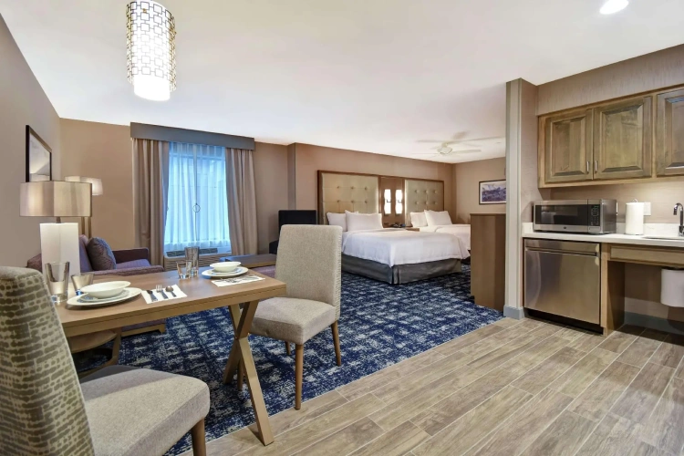 Quadruple Suite