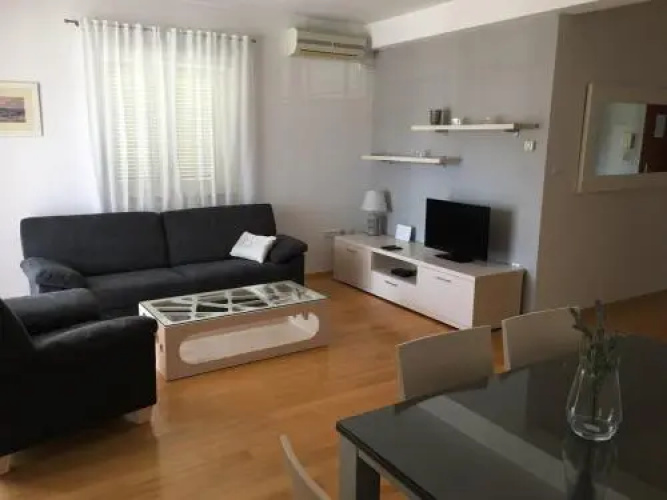 Apartment Mar