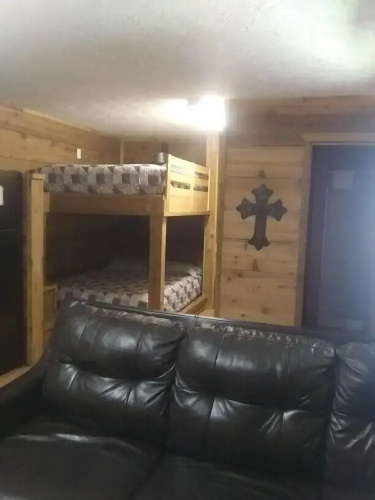 Whispering Creek Lodging & RV Resort