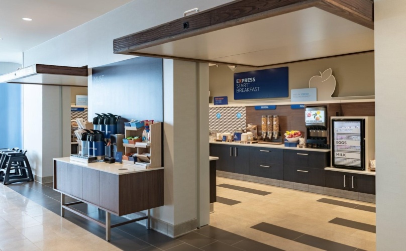 Holiday Inn Express & Suites Saskatoon East - University photo 16