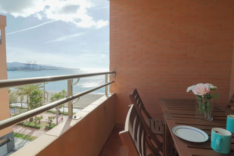 Seafront Malaga Central Apartment