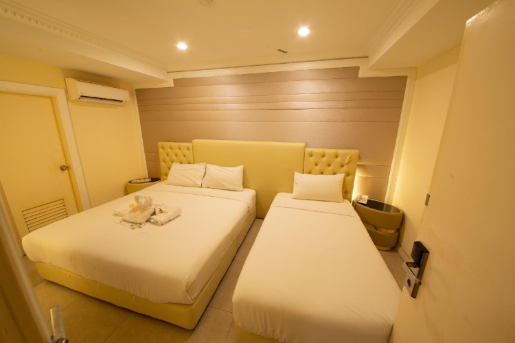 Deluxe Triple room